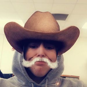 Meet your Posher, Benjamin